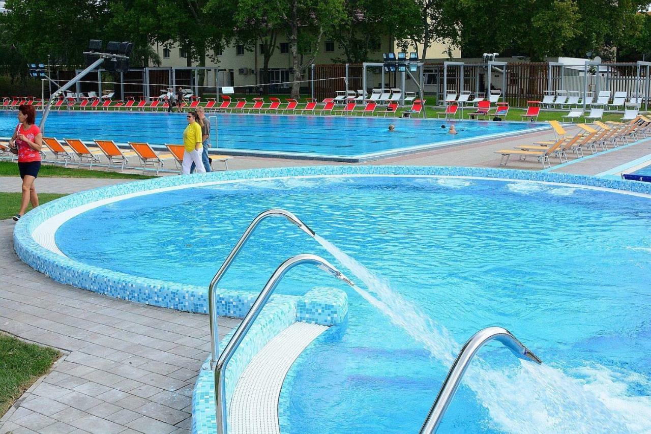 Korona Apartman Szekesfehervar Ngoại thất bức ảnh
